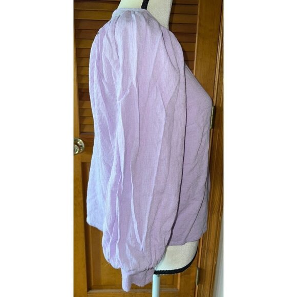 A New Day Lilac Blouse — Small - Picture 4 of 8